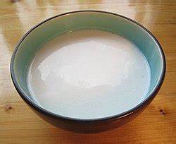 Использование истекшего кокосового продукта в создании основных блюд