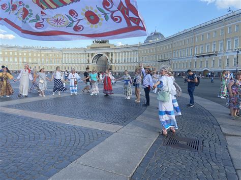 Песнопения и хороводы