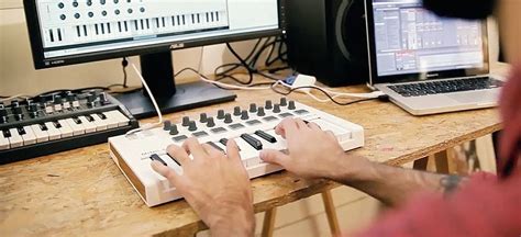 Подключение MIDI-клавиатуры к компьютеру